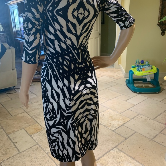 Boston proper size 2 stretchy dress - Picture 4 of 4